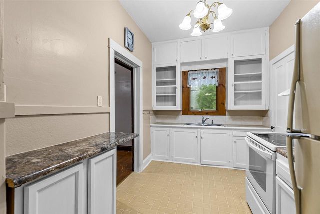 289 LEDGEVIEW AVENUE, Fond Du Lac, WI 54935