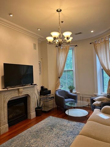 34 Greenwich Park 2, Boston, MA 02118