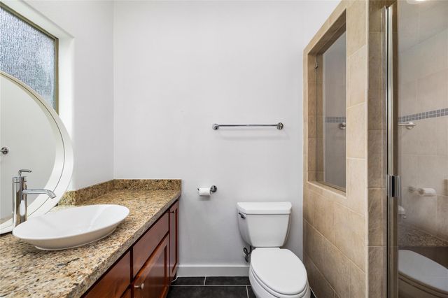 512 Jackson Hill Street, Houston, TX 77007