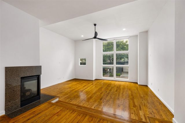 512 Jackson Hill Street, Houston, TX 77007