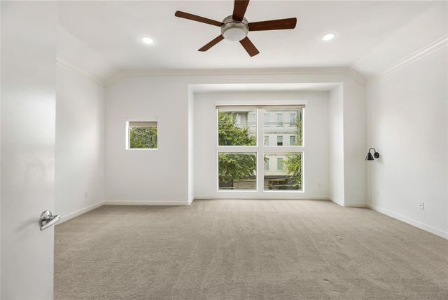 512 Jackson Hill Street, Houston, TX 77007