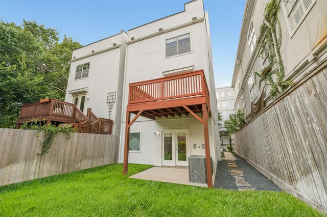 512 Jackson Hill Street, Houston, TX 77007