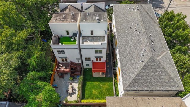 512 Jackson Hill Street, Houston, TX 77007