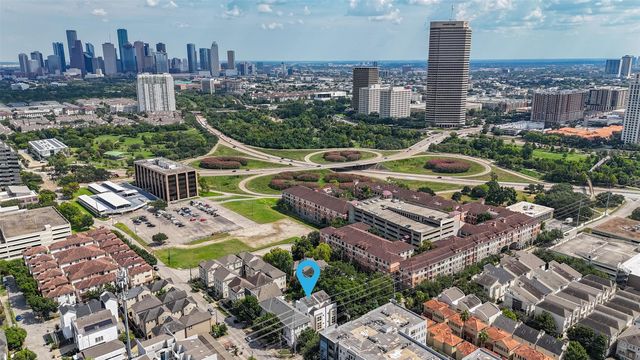 512 Jackson Hill Street, Houston, TX 77007