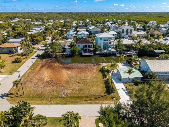 1292 Venetian WAY, Naples, FL 34110