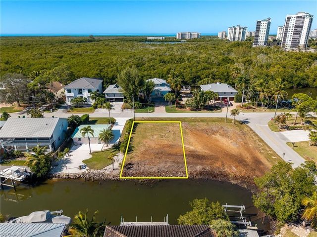 1292 Venetian WAY, Naples, FL 34110