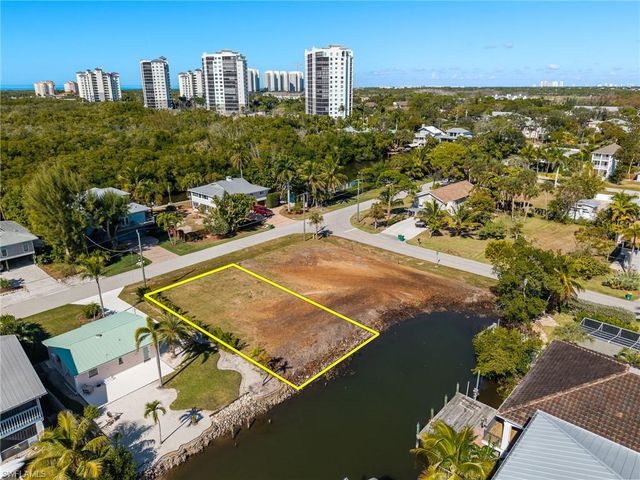 1292 Venetian WAY, Naples, FL 34110