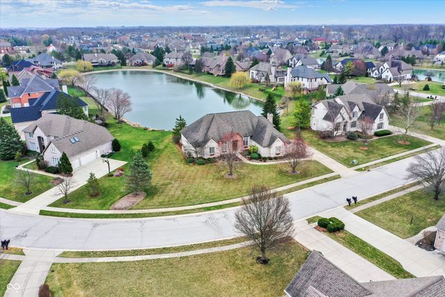 12083 Ashcroft Place, Carmel, IN 46032