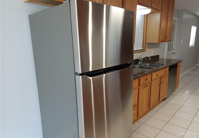 808 E Whitehouse Circle, Harlingen, TX 78550