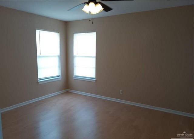 808 E Whitehouse Circle, Harlingen, TX 78550