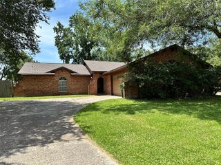 3919 Forest Bluff Drive, Houston, TX 77339