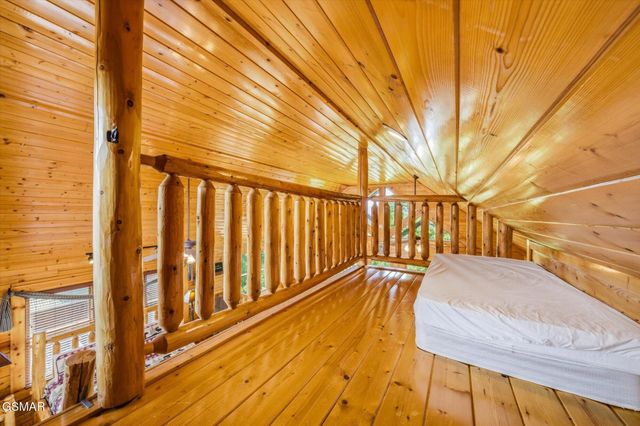2809 White Oak Ridge Lane, Sevierville, TN 37862