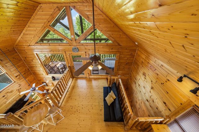 2809 White Oak Ridge Lane, Sevierville, TN 37862