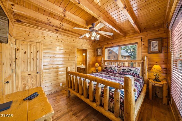 2809 White Oak Ridge Lane, Sevierville, TN 37862