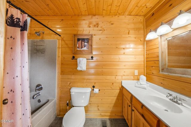 2809 White Oak Ridge Lane, Sevierville, TN 37862