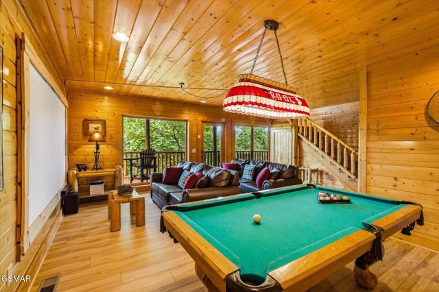 2809 White Oak Ridge Lane, Sevierville, TN 37862