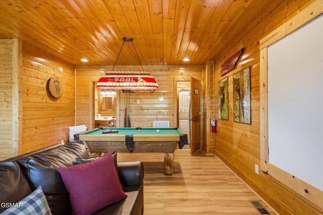 2809 White Oak Ridge Lane, Sevierville, TN 37862