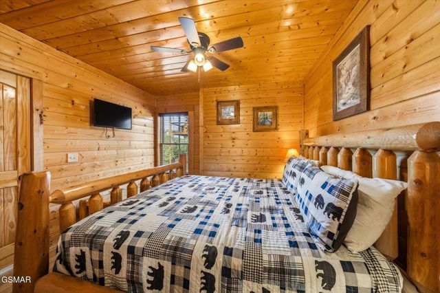 2809 White Oak Ridge Lane, Sevierville, TN 37862