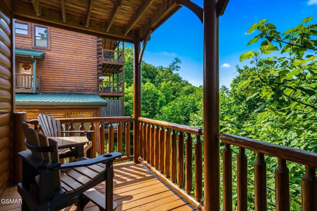2809 White Oak Ridge Lane, Sevierville, TN 37862