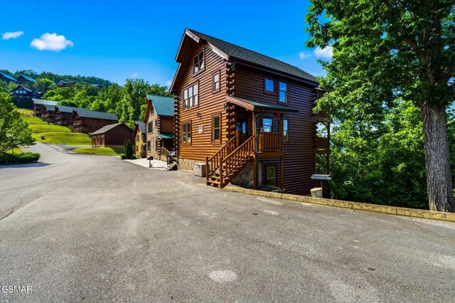 2809 White Oak Ridge Lane, Sevierville, TN 37862