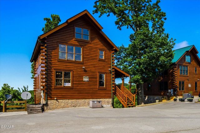2809 White Oak Ridge Lane, Sevierville, TN 37862
