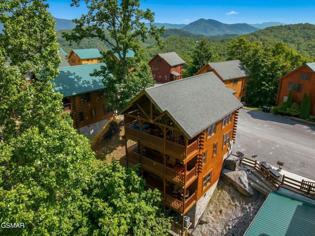 2809 White Oak Ridge Lane, Sevierville, TN 37862