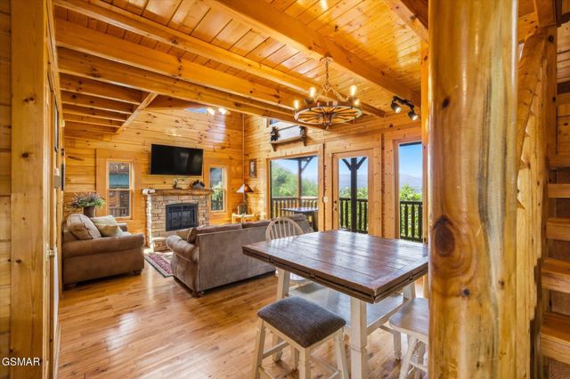 2809 White Oak Ridge Lane, Sevierville, TN 37862