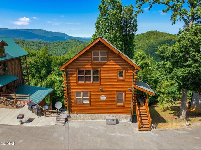 2809 White Oak Ridge Lane, Sevierville, TN 37862