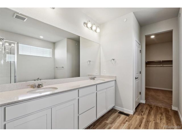 1422 Loraine Cir S, Erie, CO 80026