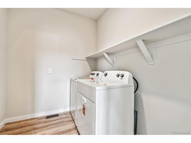 1422 Loraine Cir S, Erie, CO 80026