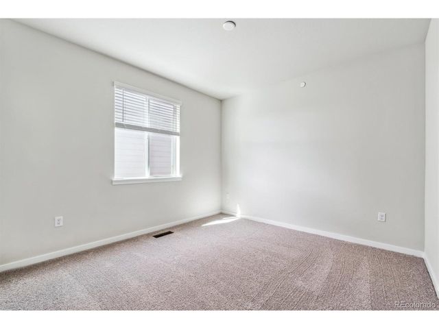 1422 Loraine Cir S, Erie, CO 80026