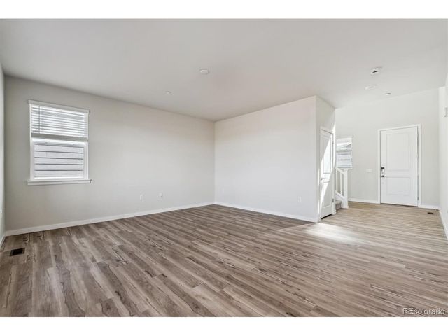 1422 Loraine Cir S, Erie, CO 80026