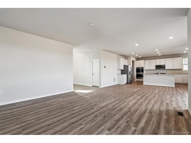 1422 Loraine Cir S, Erie, CO 80026