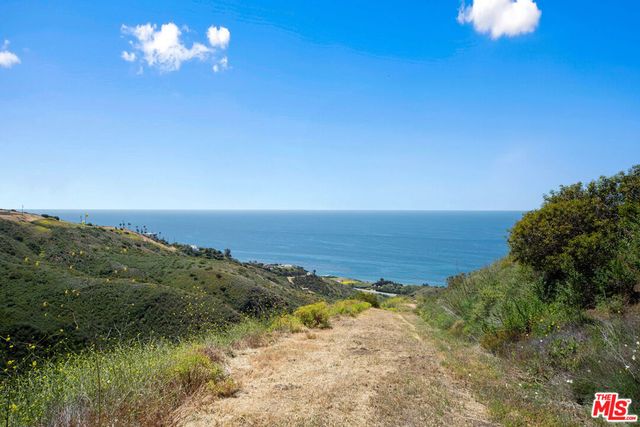 4250 Decker Edison Road, Malibu, CA 90265
