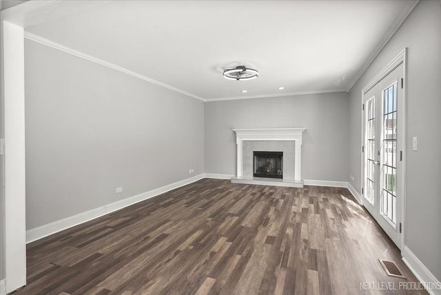 1704 Kenyon Drive, Naperville, IL 60565