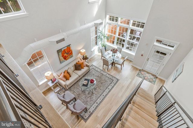 1610 N QUEEN ST #211, Arlington, VA 22209