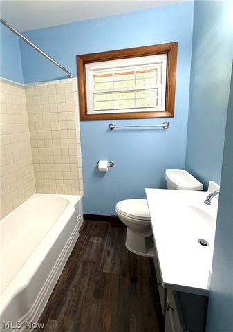 1520 Gypsy Lane, Niles, OH 44446