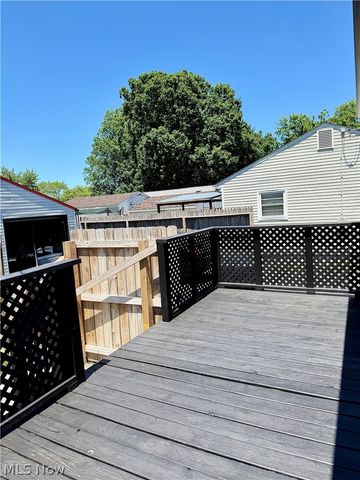 1520 Gypsy Lane, Niles, OH 44446