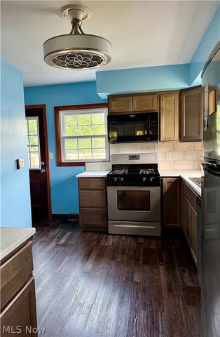 1520 Gypsy Lane, Niles, OH 44446