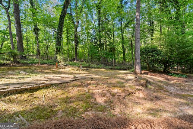 306 Covey Court, Woodstock, GA 30188