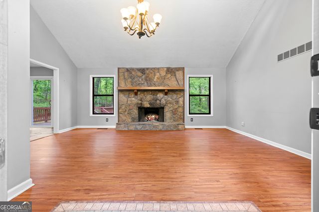 306 Covey Court, Woodstock, GA 30188