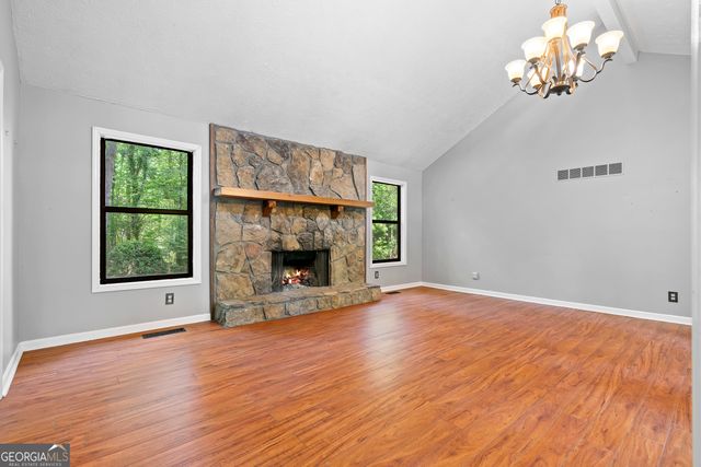 306 Covey Court, Woodstock, GA 30188