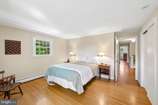 36 DOGWOOD LN, Glen Mills, PA 19342