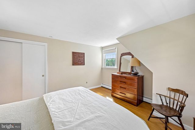 36 DOGWOOD LN, Glen Mills, PA 19342