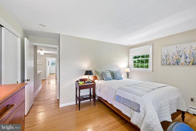 36 DOGWOOD LN, Glen Mills, PA 19342