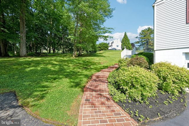 36 DOGWOOD LN, Glen Mills, PA 19342