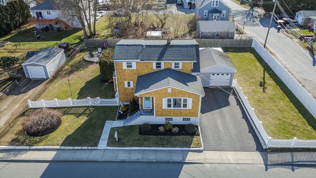 100 Potter Street, Dartmouth, MA 02748