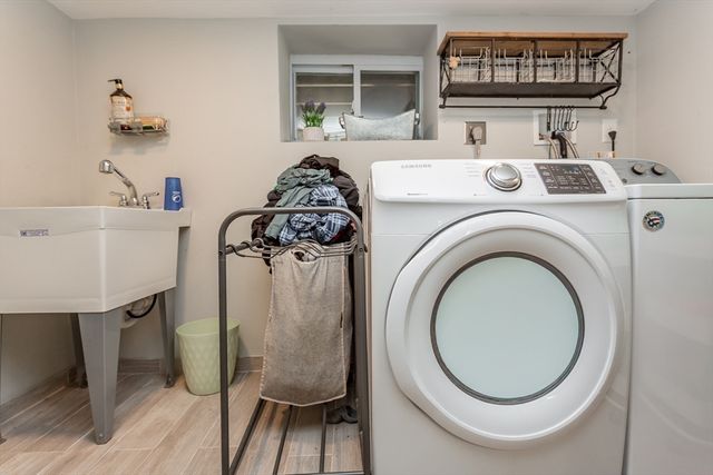 100 Potter Street, Dartmouth, MA 02748