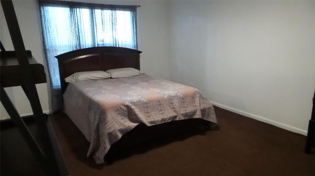 1073 SW 119th Ave, Davie, FL 33325