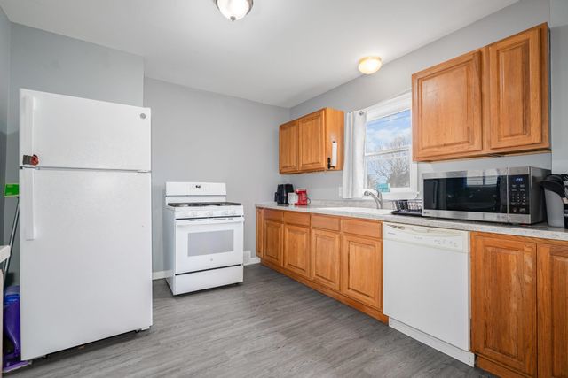 401 S Hampton Street, Bay City, MI 48708